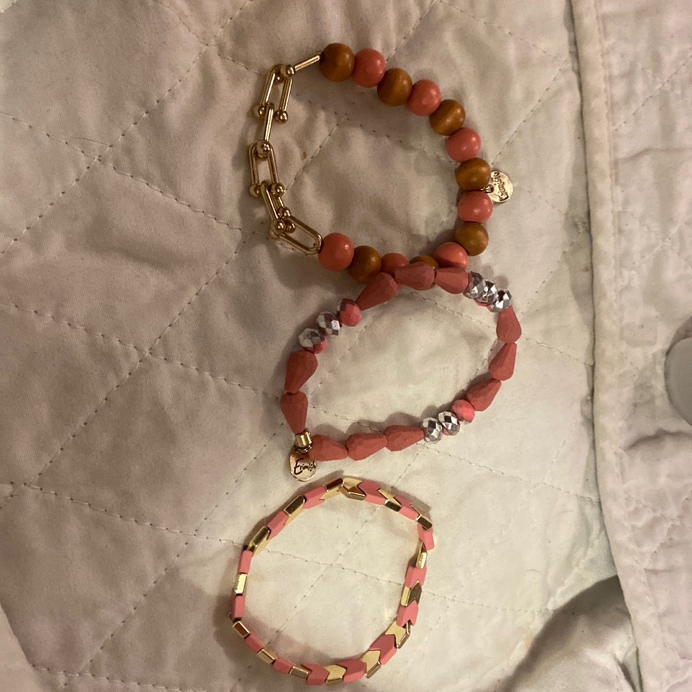New erimish stretch bracelets. Regular length. This is a beautiful‎ pink stack.
